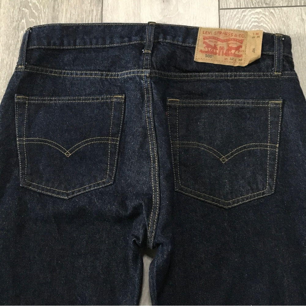 Levis 501 Jeans W32 L30 Blue Straight Button Fly Denim - Picture 4 of 10